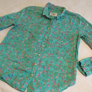 Holding Horses Shirt Size 8
